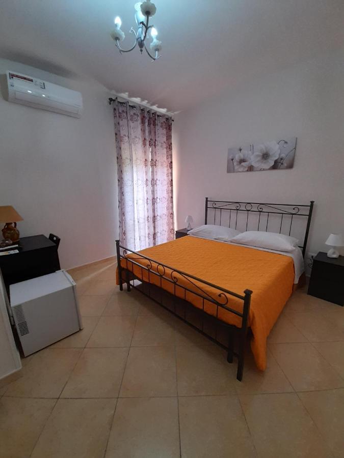 Flavia Apartment Кастеламаре ди Стабия Екстериор снимка